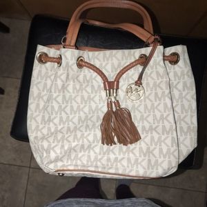 Michael kors purse